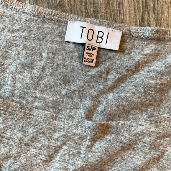 Tobi gray long sleeve top - Picture 2 of 3